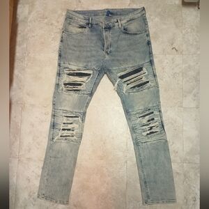 2 pairs of Divided jeans